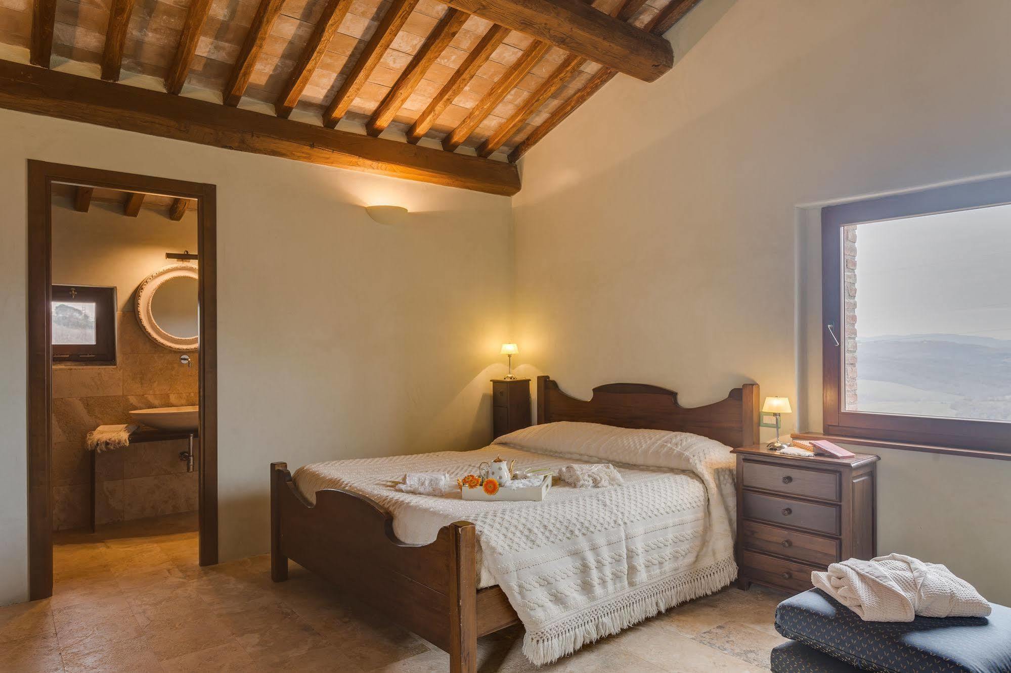Agriturismo Le Canterie Radicondoli Exterior photo